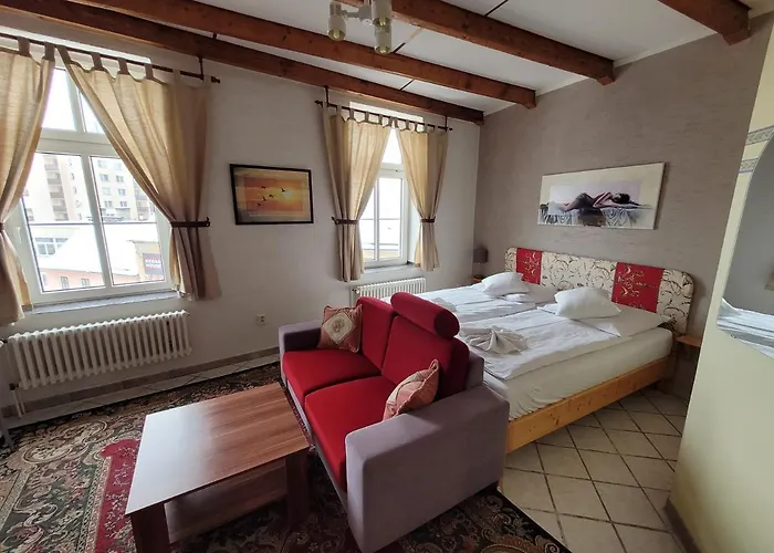 Koruna Hotell